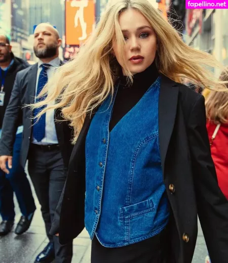 Brec Bassinger OnlyFans Thumbnail #hUAzyAy96Q