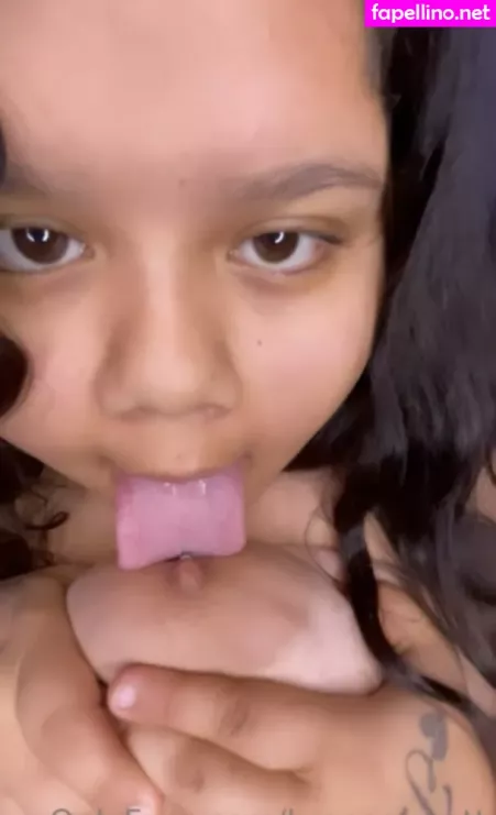 Breeesowet OnlyFans Thumbnail #rwUIzU3AEr