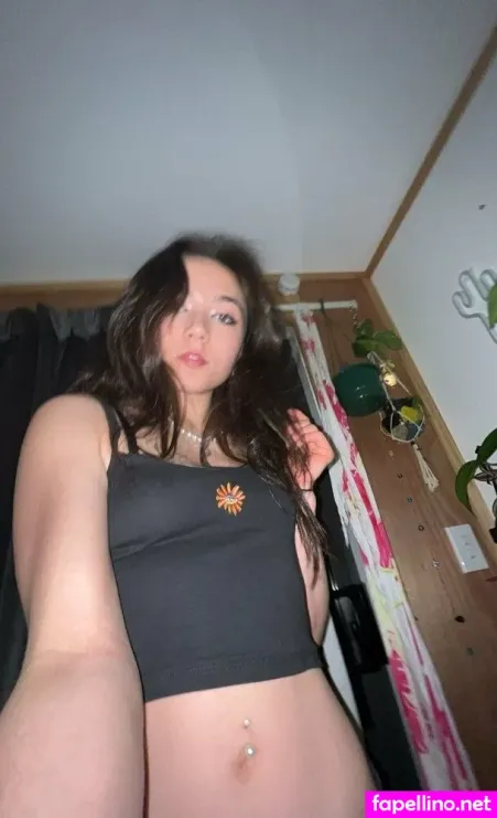 Breeskylar OnlyFans Thumbnail #UKKaI6CFqb