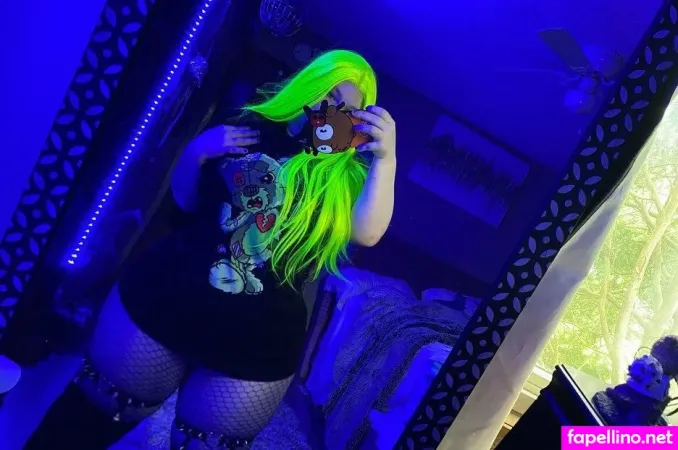 Breezy Babii19 OnlyFans Thumbnail #gCfXvIoaun