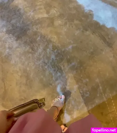 Brena Mantuan OnlyFans Thumbnail #9xJE1UVVdb