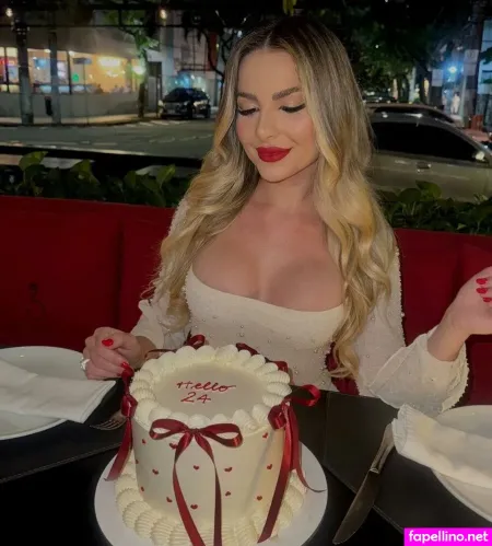 Brena Mantuan OnlyFans Thumbnail #mbR82ebh8K