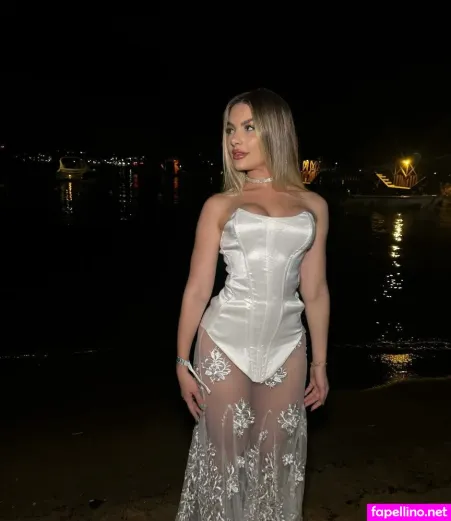 Brena Mantuan OnlyFans Thumbnail #rtnSlSm9vR