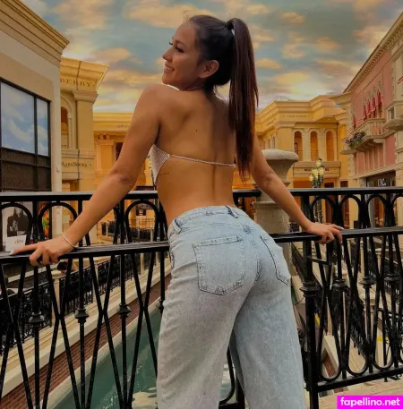 Brenda Suarez OnlyFans Thumbnail #LT43qeBUeN