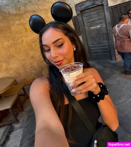 Brenditahelena OnlyFans Thumbnail #H2KLBlRdXo