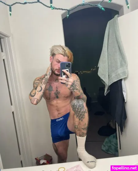 Brendonqueue OnlyFans Thumbnail #E9GipH1LMP