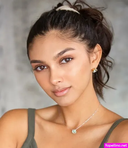 Brenna Marie Narayan OnlyFans Thumbnail #JpJ9L5efnL