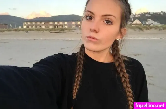 Brenna Winters OnlyFans Thumbnail #RGjYJR7s5d