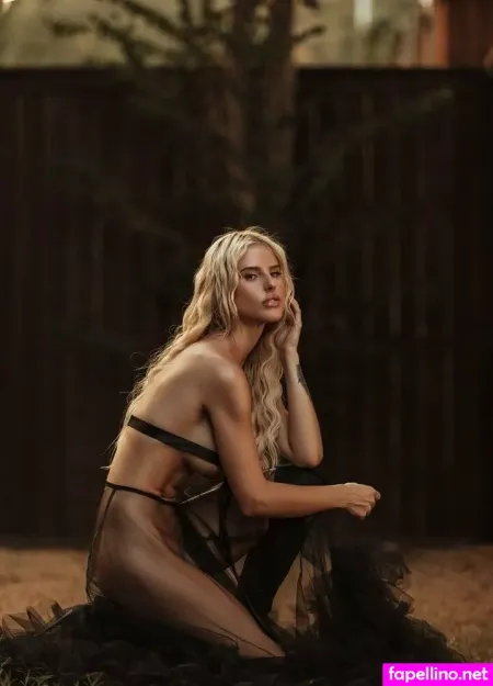 Brennahblack 1 OnlyFans Thumbnail #7zEIpr1awZ