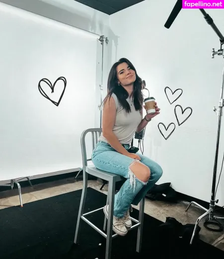 Brett Cooper OnlyFans Thumbnail #K8HoV6iBek