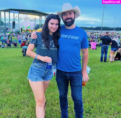 Brett Cooper OnlyFans Thumbnail #gJBfWZqryy