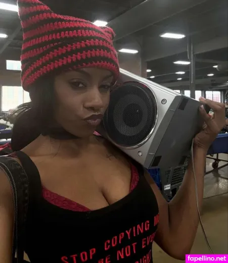 Briaabeauty OnlyFans Thumbnail #CgoJYjNDEF