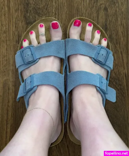 Briabigfeet OnlyFans Thumbnail #NmNM2MKzdd