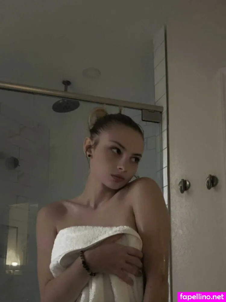 littlenugget214, princess_bri_bri2424 Nude Leaked OnlyFans Photo #KnebGIjmAp