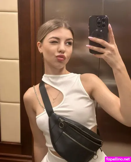 Briana Hot OnlyFans Thumbnail #wQZHGN8iUo