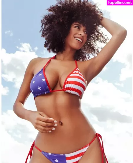 Briana Smith OnlyFans Thumbnail #IOUYkPWSqR