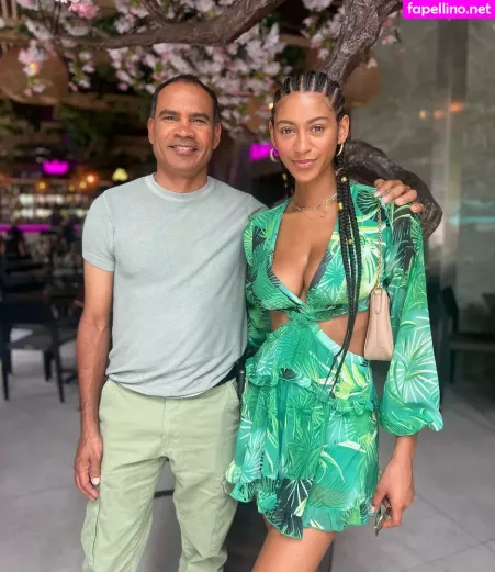 Briana Smith OnlyFans Thumbnail #nlIzgEvFS7