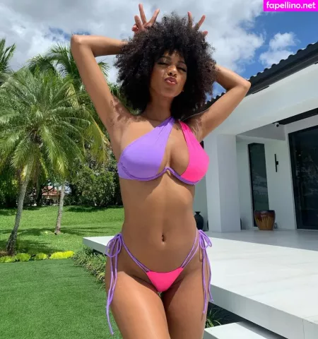 Briana Smith OnlyFans Thumbnail #oBl1CQ5jAh