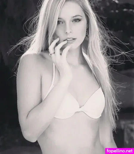 Briana White OnlyFans Thumbnail #z7zar3wB89