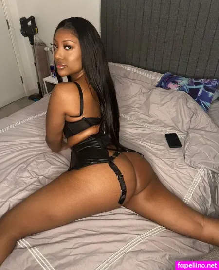 Brianabueno2 OnlyFans Thumbnail #Eyi7Ouhwp9