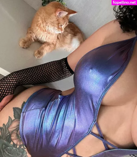 Briannagutz OnlyFans Thumbnail #b1JKGJrKg4