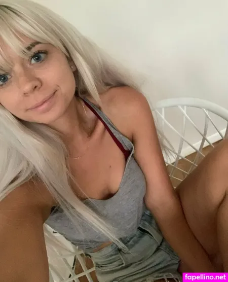 Briarrrosee OnlyFans Thumbnail #fZaVEIeAX2