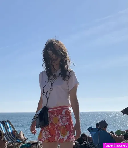Bridget Christie OnlyFans Thumbnail #XB4pl1DRci