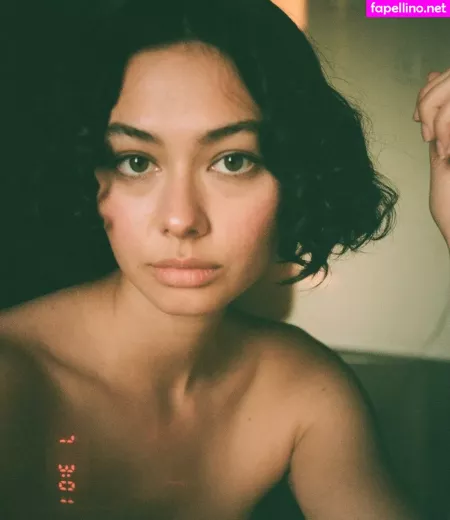Bridget Gao Hollitt OnlyFans Thumbnail #b7ssO45L3p