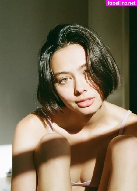 Bridget Gao Hollitt OnlyFans Thumbnail #sWPBiRatng
