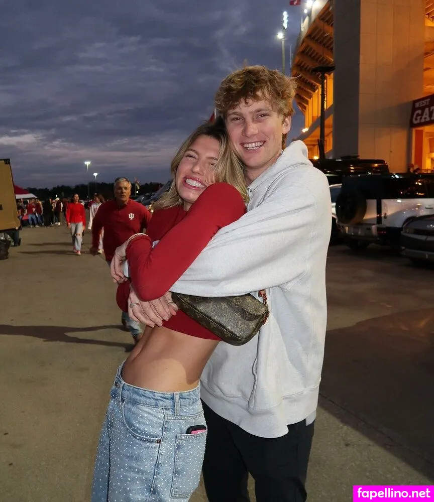 bridgetlarmore_, bridgetlarmoree Nude Leaked OnlyFans Photo #3HGpMhRcpx