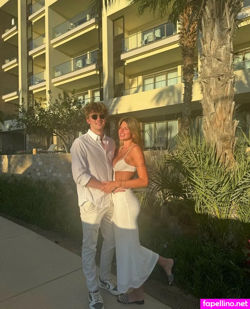 bridgetlarmore_, bridgetlarmoree Nude Leaked OnlyFans Photo #An3PA7aHP0