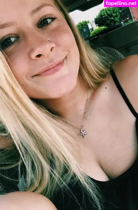 Bridget N OnlyFans Thumbnail #1tayu2tMU2