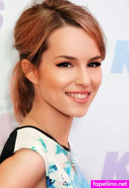 Bridgit Mendler OnlyFans Thumbnail #8luXW349Eg