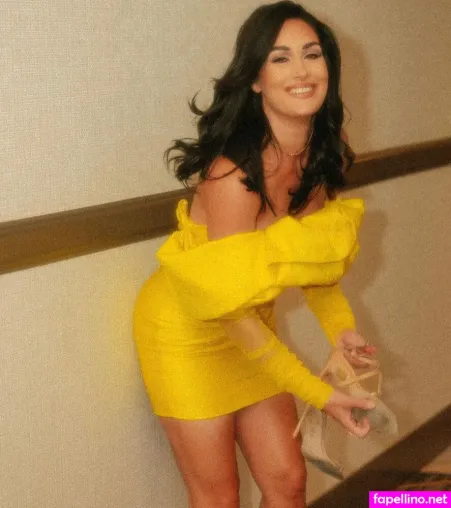 Brie Bella OnlyFans Thumbnail #NuVGkkcKGg