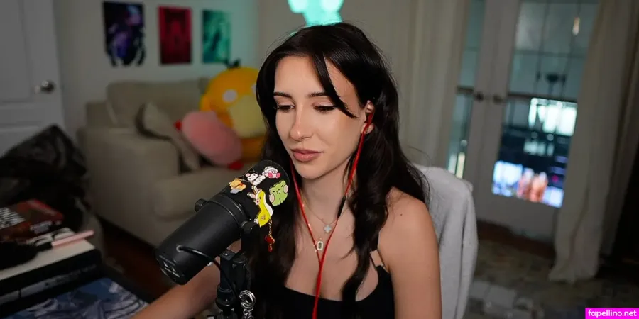 Brieanneroksa OnlyFans Thumbnail #GJ1gyXc3Lp