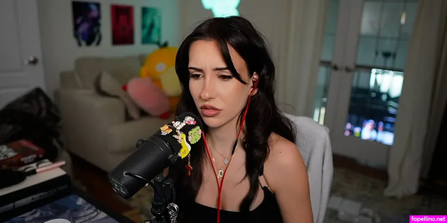 Brieanneroksa OnlyFans Thumbnail #r1iwQ2AhUy