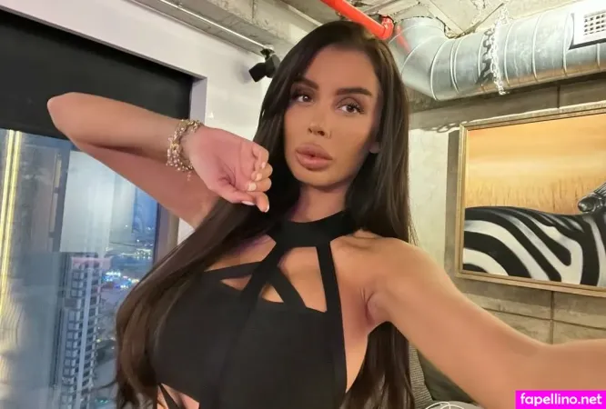 Briela Blanco OnlyFans Thumbnail #HIc67evK8X