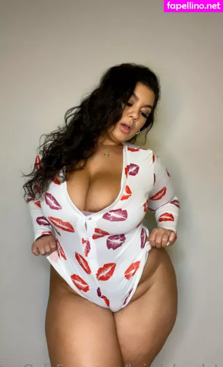 Briellabardot OnlyFans Thumbnail #TkHKLWQdqV