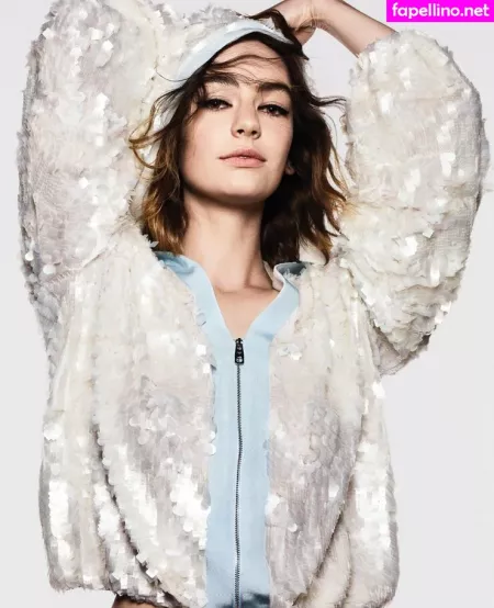 Brigette Lundy Paine OnlyFans Thumbnail #3ZyXbycxWR