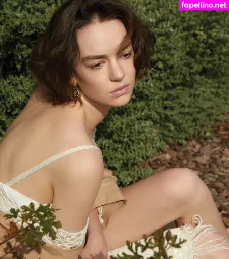 Brigette Lundy Paine OnlyFans Thumbnail #7l5vh3ydKg
