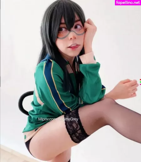 Brigitte Grey OnlyFans Thumbnail #urvn9ZzqpP