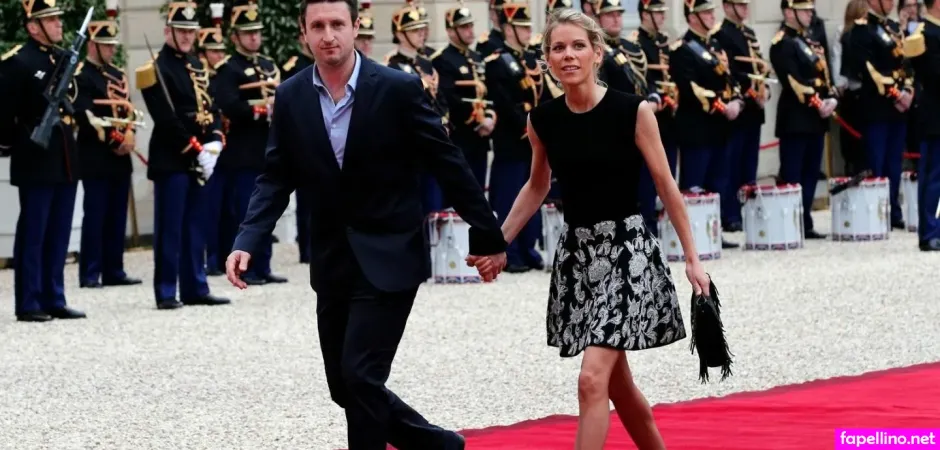 Brigitte Macron OnlyFans Thumbnail #i9CoCfBZwd