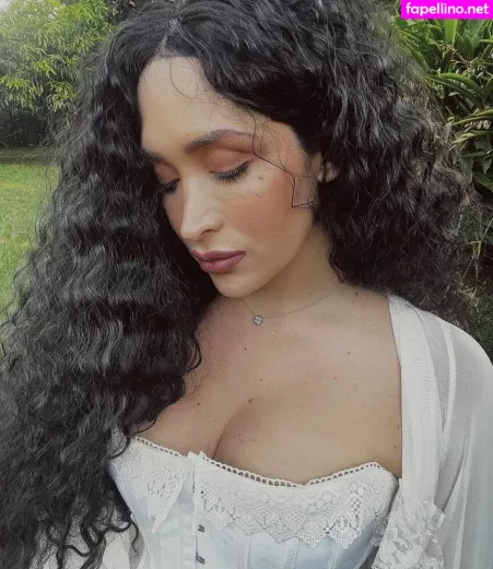 Briny De Laet OnlyFans Thumbnail #cC1oGXSuJh