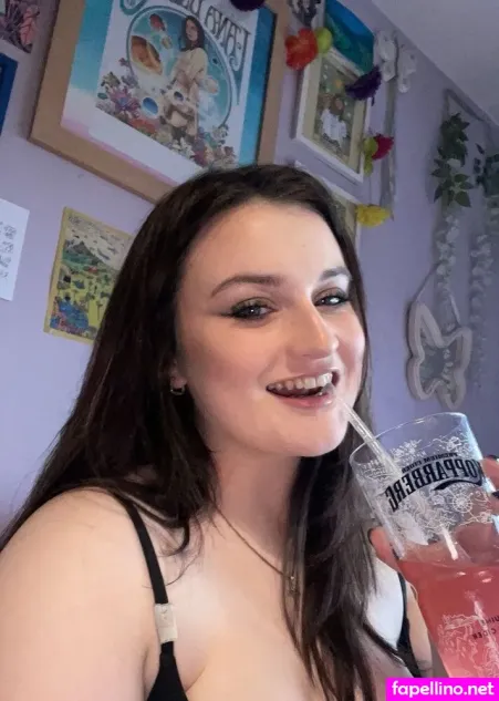 Brionnagh Howley OnlyFans Thumbnail #nO5xqdvgfm