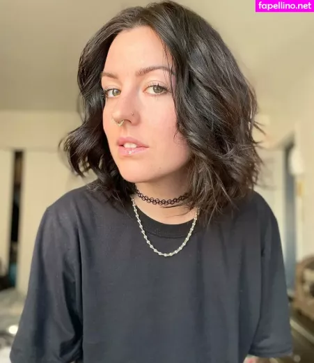 Brit Brat OnlyFans Thumbnail #2Cyjpwj8mn