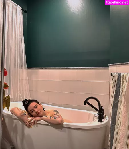 Brit Brat OnlyFans Thumbnail #yuMKed7U6U