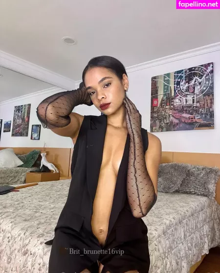 Brit Brunette16 OnlyFans Thumbnail #xu3UpGGQV7