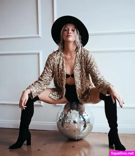 Brit Sheridan OnlyFans Thumbnail #E4KfCdTVg0