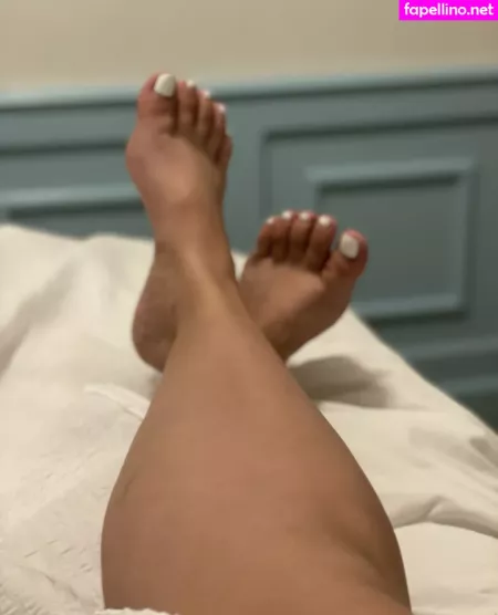 Britanybomber OnlyFans Thumbnail #bjrsWWAe7o