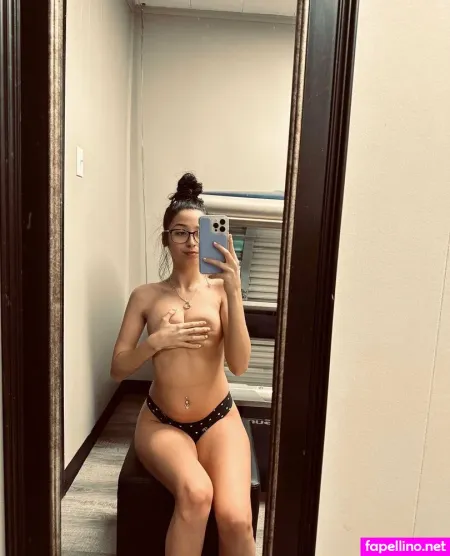 Britbbyyxxx2 OnlyFans Thumbnail #hIGdNOeMZj